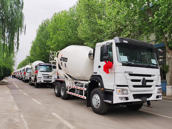 效劳外洋工程建设，勇做“一带一起”建设“排头兵”